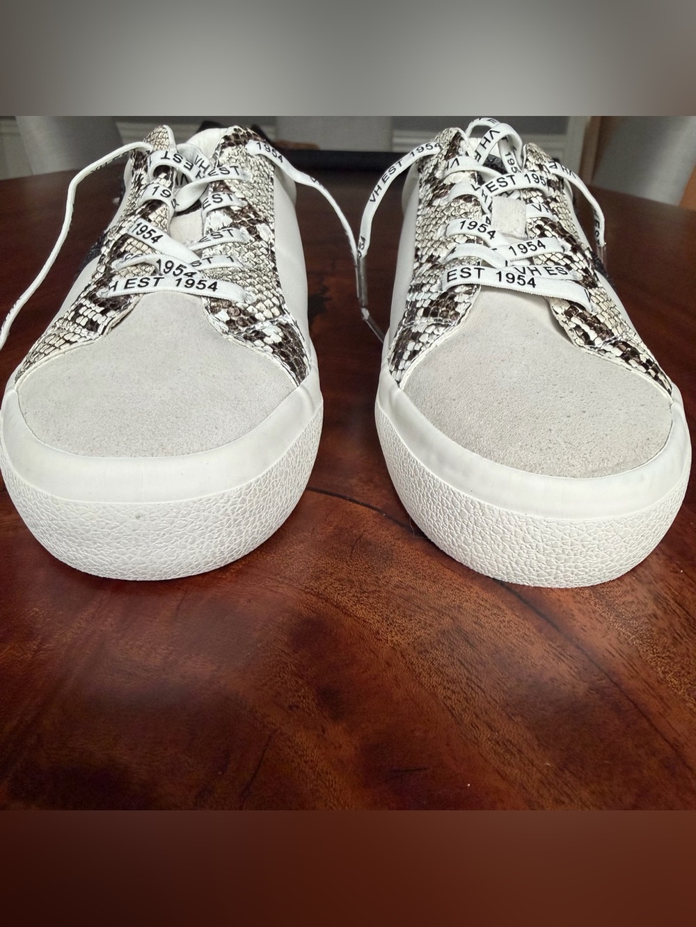 NWOT Women’s Vintage Havana Jordy White Snake Multi Sneaker Size US 9 - Picture 5 of 15